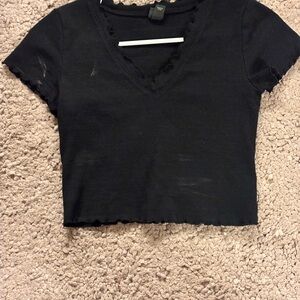 No Boundaries Black Ribbed V-Neck Lettuce-Edge Crop Top